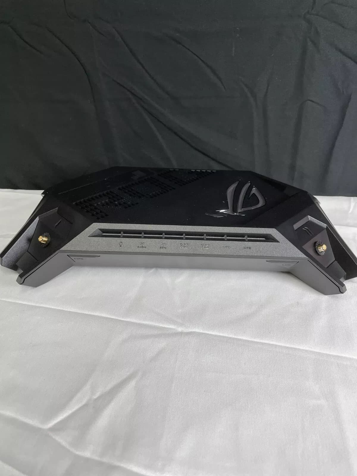 USED - Asus ROG Rapture GT-AX6000 Black Wireless WiFi 6 Dual Band Gaming Router thumbnail 4